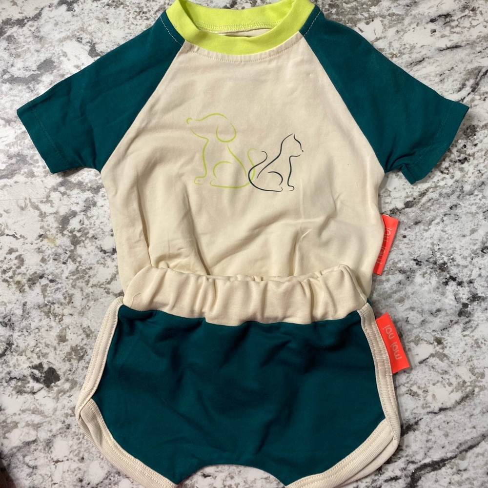 2 Piece 0-3 months cat/dog outfit